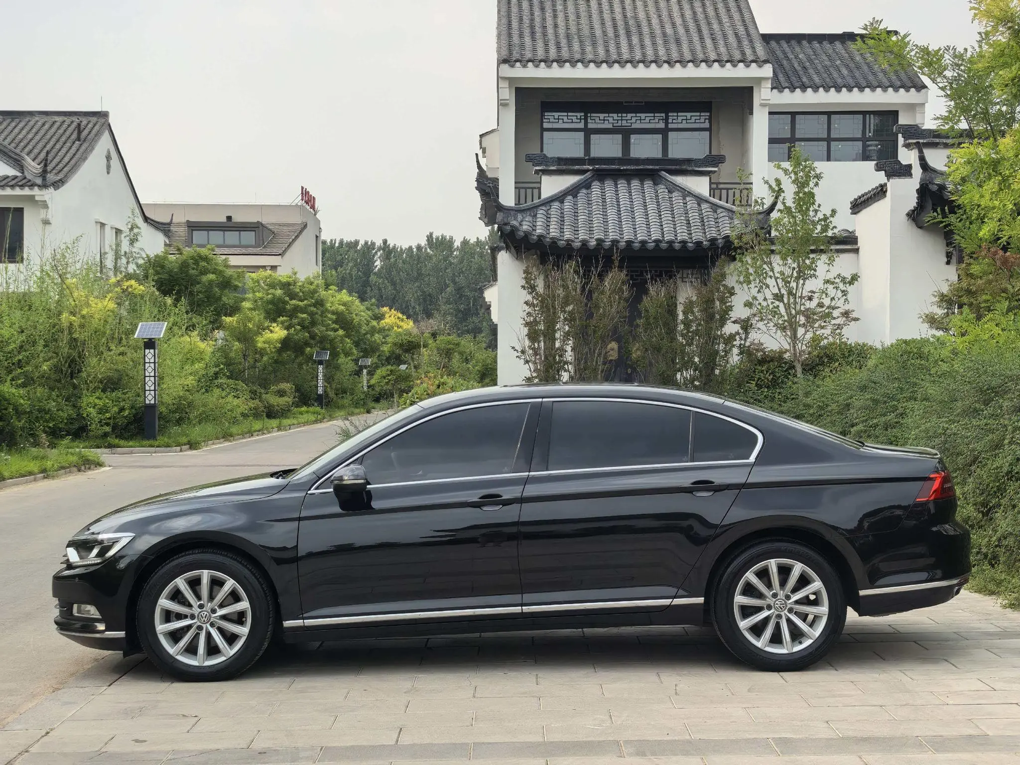 Volkswagen Magotan 330TSI DSG leading country VI