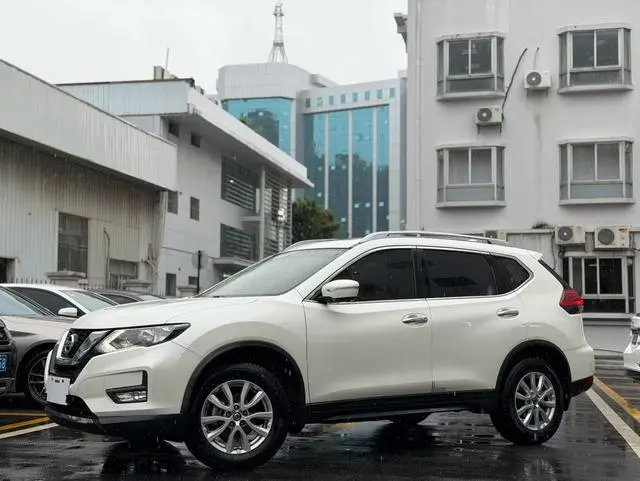 Nissan Qijun 2.0L CVT Zhilian Comfort Edition 2WD