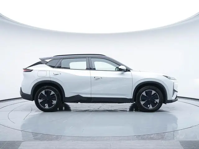 Dongfeng Fengshen Fengshen L7 PHEV 205 Plus