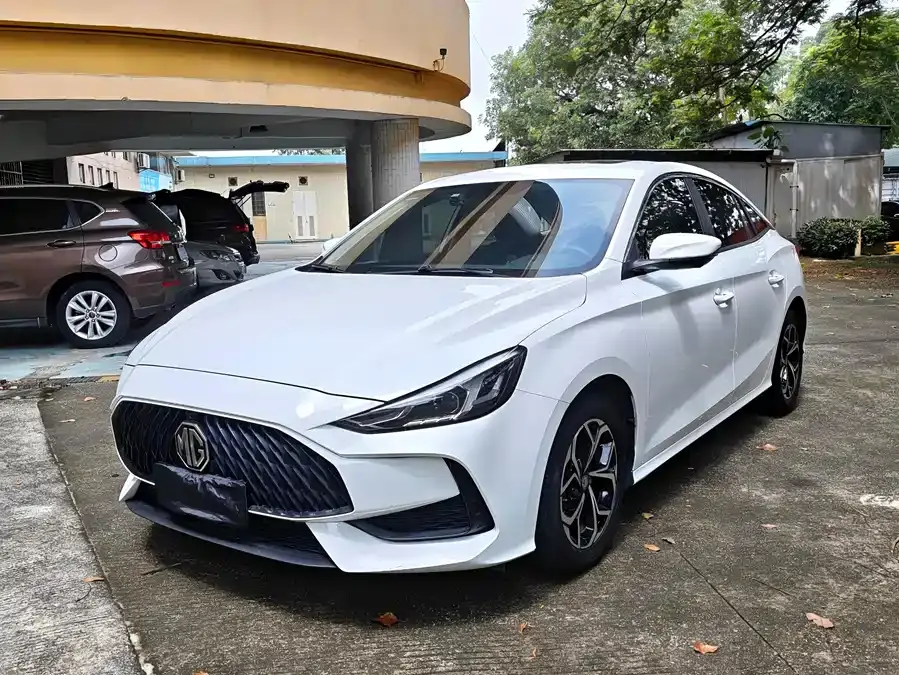 MG MG5 180DVVT CVT Youth Fashion Edition