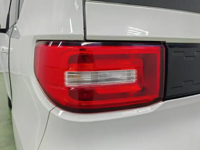 Wuling Wuling Hongguang MINIEV Free lithium iron phosphate