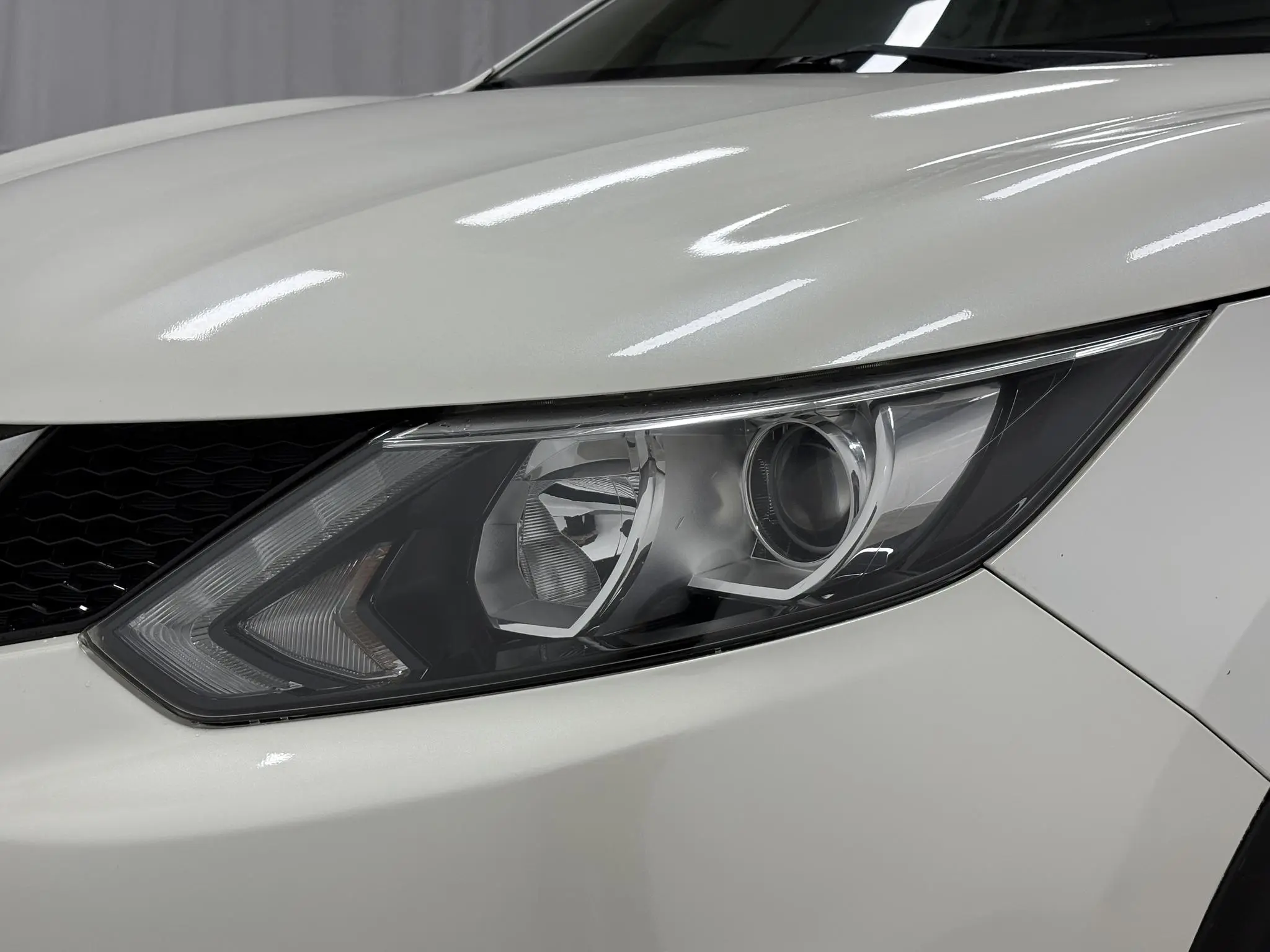 Nissan Qashqai 2.0L CVT Deluxe Edition