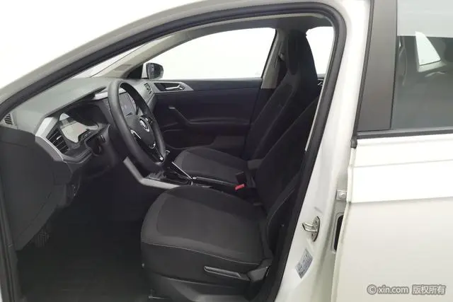 Volkswagen Polo Plus 1.5L Automatic Panoramic Enjoy Edition