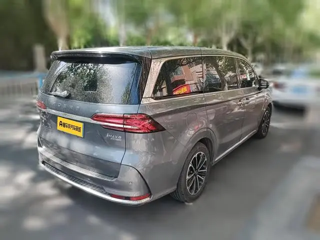 Roewe Roewe iMAX8 400TGI Premium Edition