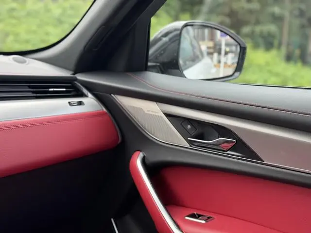 Jaguar Jaguar F-PACE P250 R-Dynamic SE