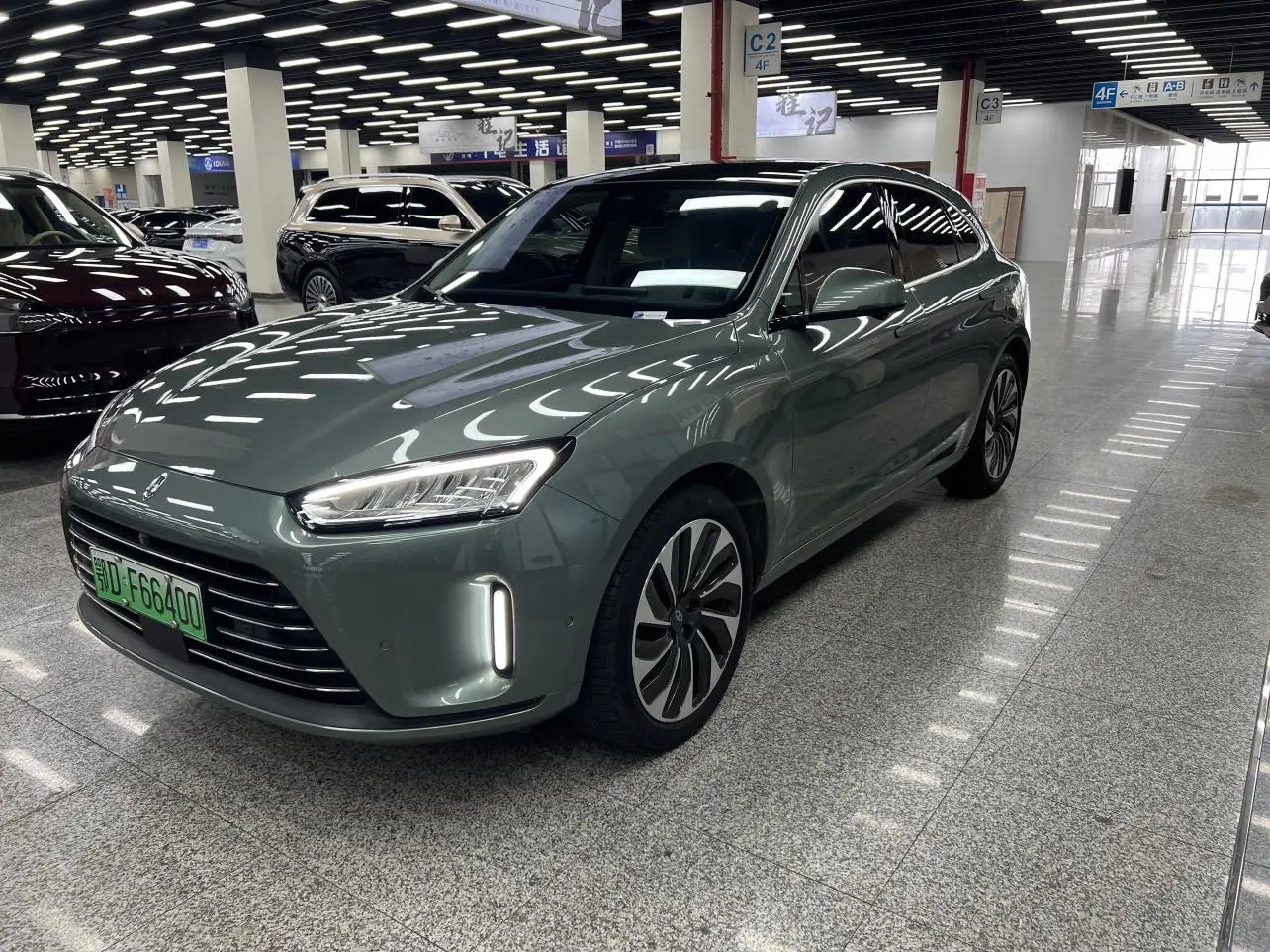 AITO Ask the world M5 Extended range four-wheel drive performance version