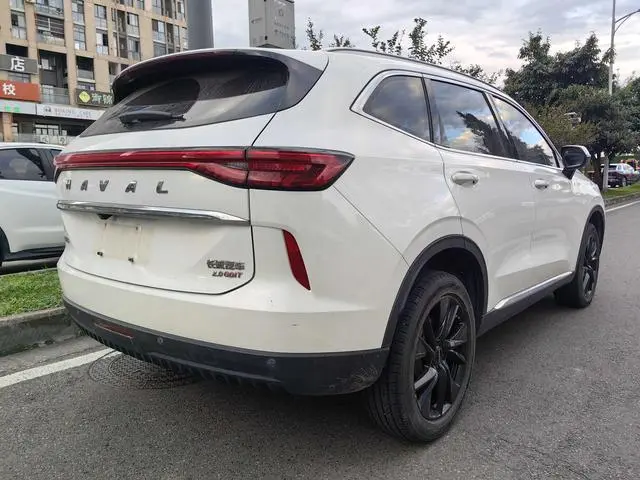 Haval Haval H6 The third generation 2.0T automatic two-wheel drive Max version