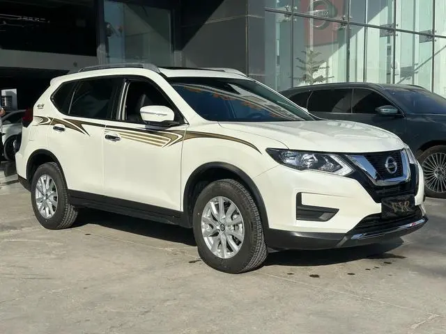 Nissan Qijun Classic version 2.0L two-wheel drive Zhilian Comfort Edition