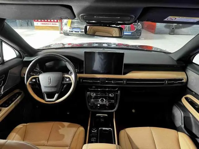 Lincoln Adventurer 2.0T two-wheel drive Zunya edition