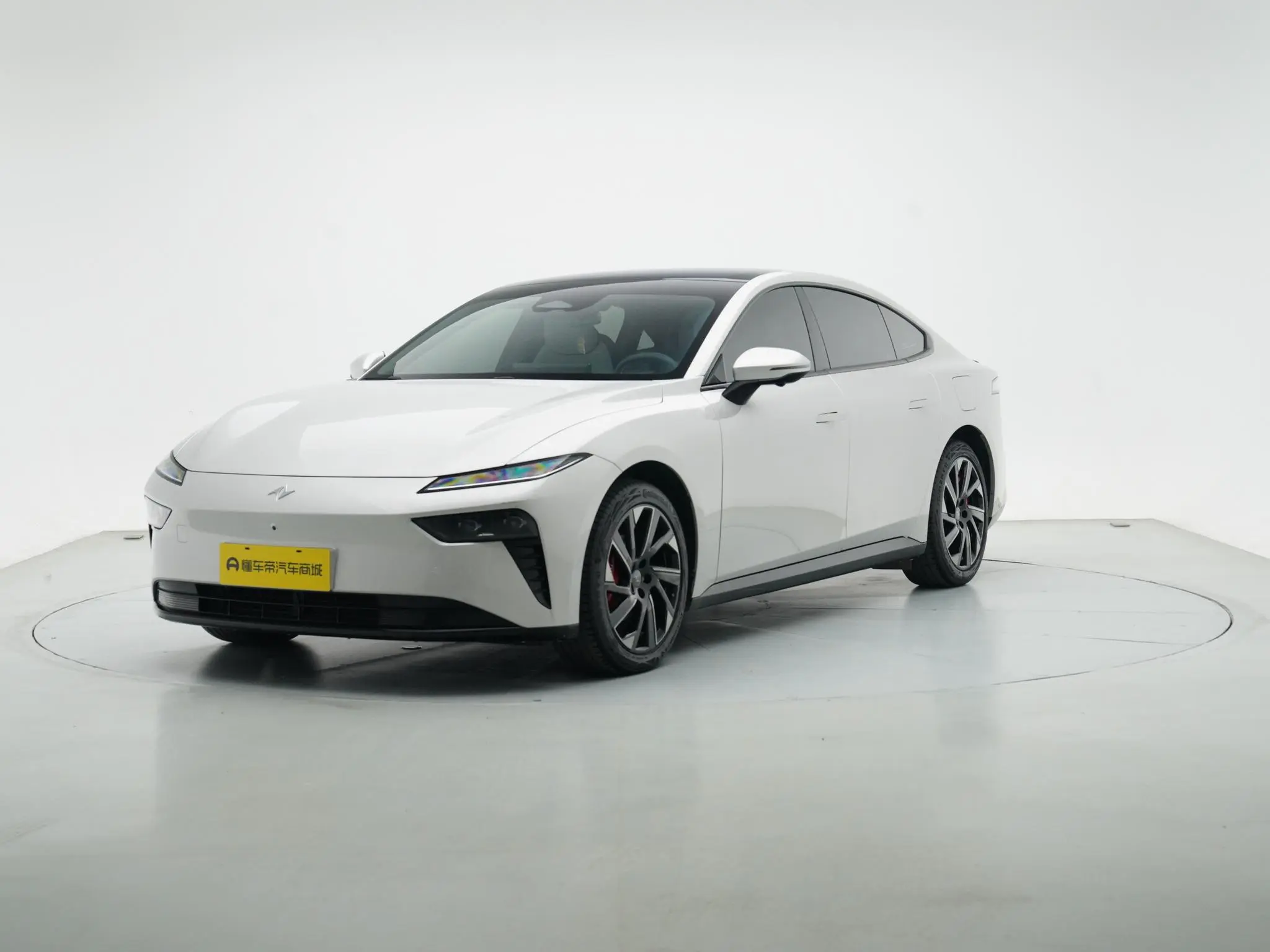 Dongfeng eπ eπ007 Pure electric 530Pro version