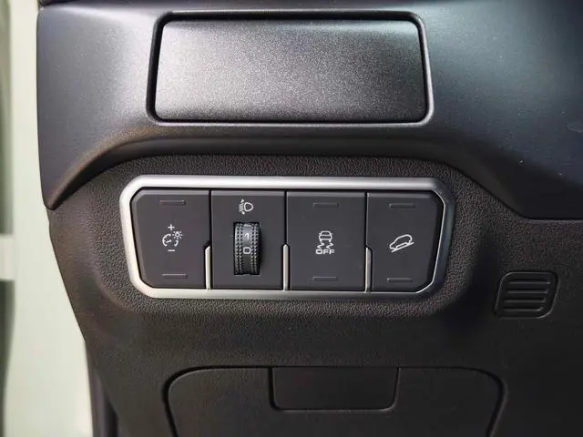 Tank Tank 300 City version 2.0T is very stylish