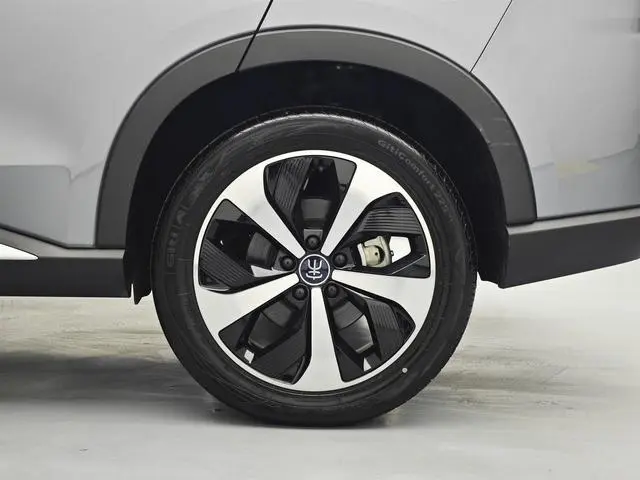 BYD Song PLUS DM DM-i 110KM two-wheel drive flagship PLUS