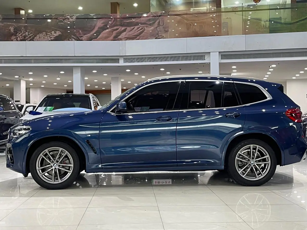 BMW BMW X3 xDrive25i M sports suit