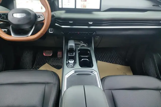 Geely Haoyue L 2.0TD DCT Luxury