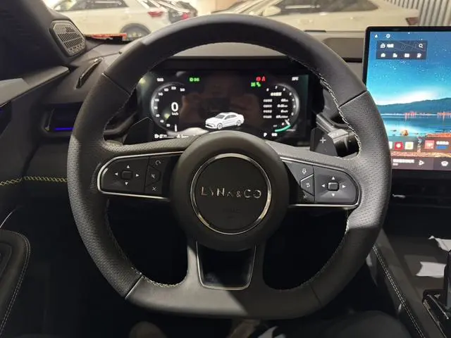 LYNK & CO Lynk 03 1.5TD DCT Halo