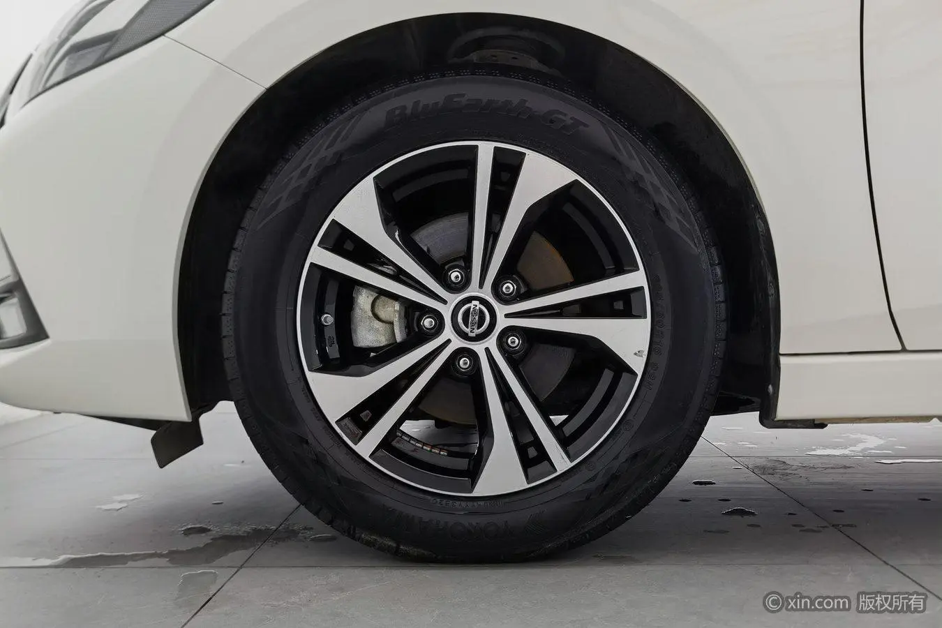 Nissan Xuan Yi 1.6L XL CVT Enjoy Edition