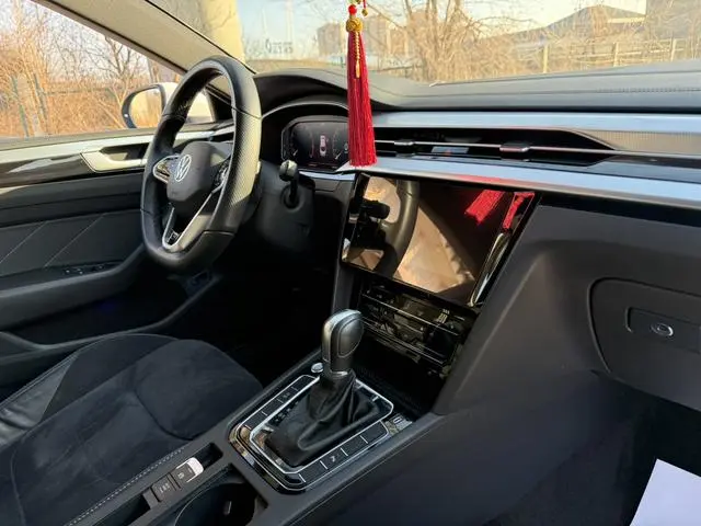 Volkswagen Volkswagen CC 330TSI Dazzling Edition