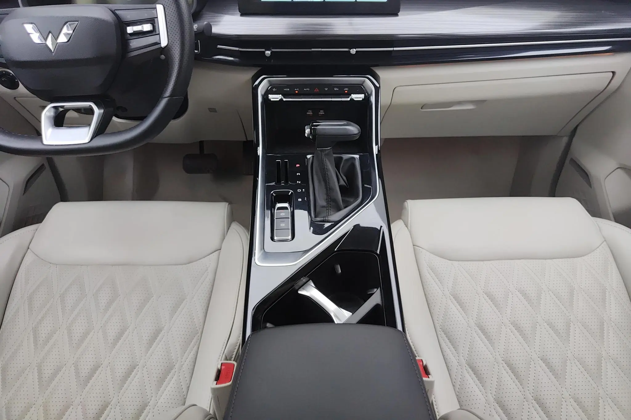 Wuling Wuling Xingchen 1.5T automatic star Obsidian version