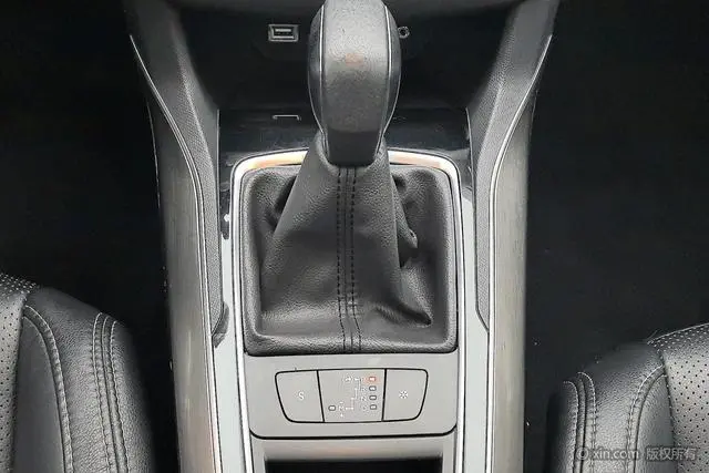 Peugeot Peugeot 408 1.6T Automatic Deluxe Edition