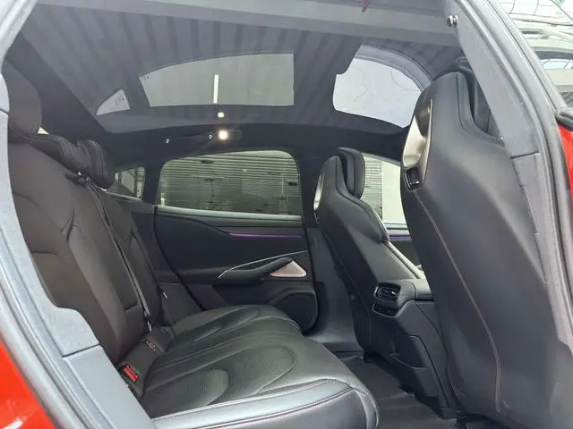 Xiaomi Xiaomi SU7 Four-wheel drive, long battery life, Max version