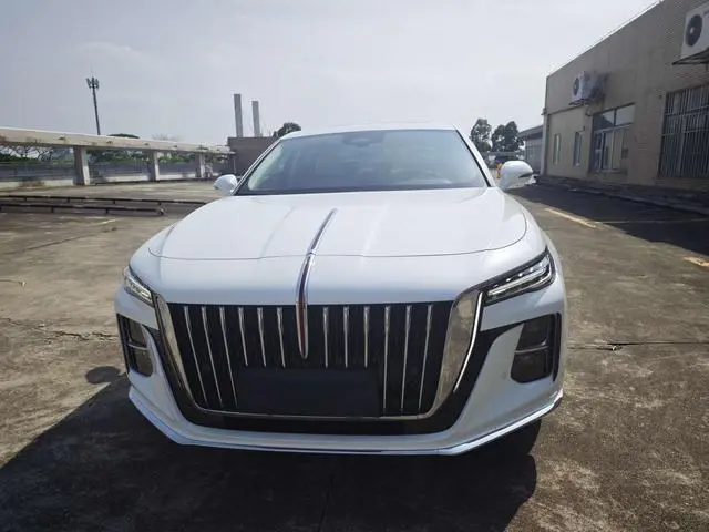 Hongqi Hongqi H5 2.0T Automatic Smart Union flag collar version
