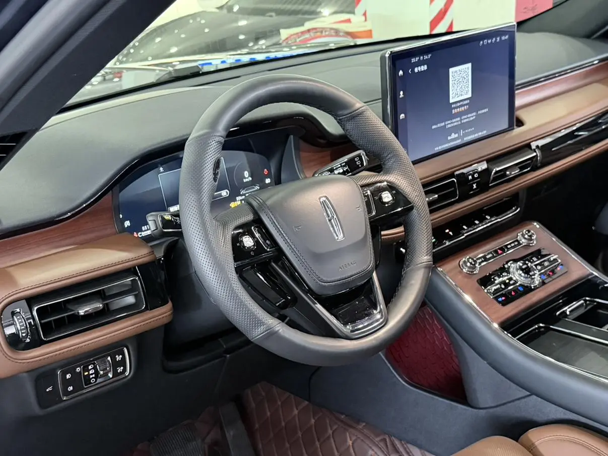Lincoln Flying home 3.0T V6 four-wheel drive Zunya edition