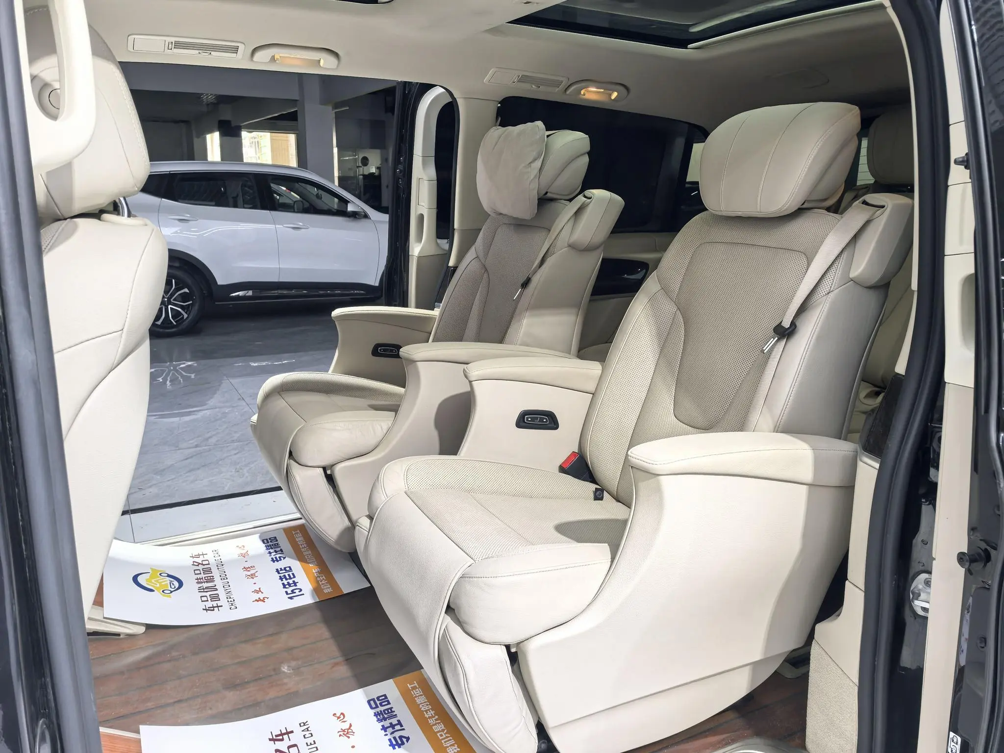 Mercedes-Benz Mercedes-Benz V-class V 260 Premium Edition Country VI
