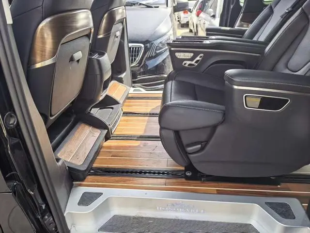 Mercedes-Benz Mercedes-Benz V-class V 260 L Long wheelbase Deluxe Edition