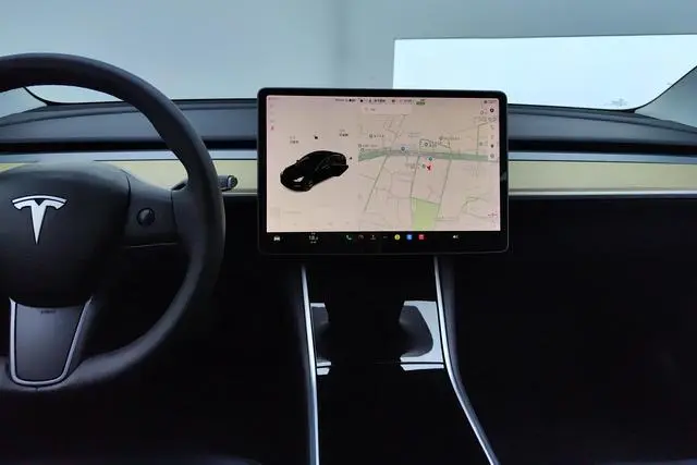 Tesla Model 3 Upgraded version of standard battery life rear drive