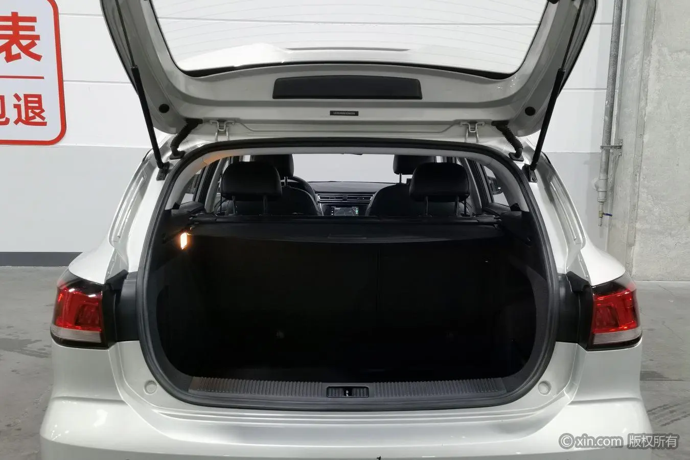 Roewe Roewe Ei5 Internet Ultimate Edition