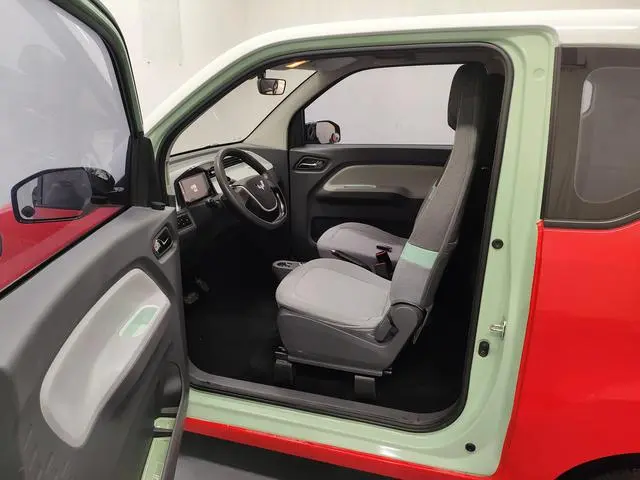 Wuling Wuling Hongguang MINIEV Macaron Premium Lithium Iron Phosphate