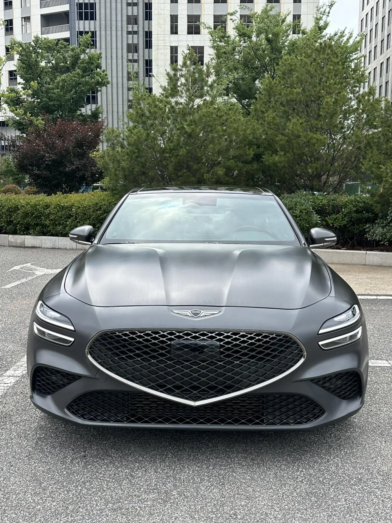 GENESIS Genisys G70 2.0T Rear Drive Deluxe Edition