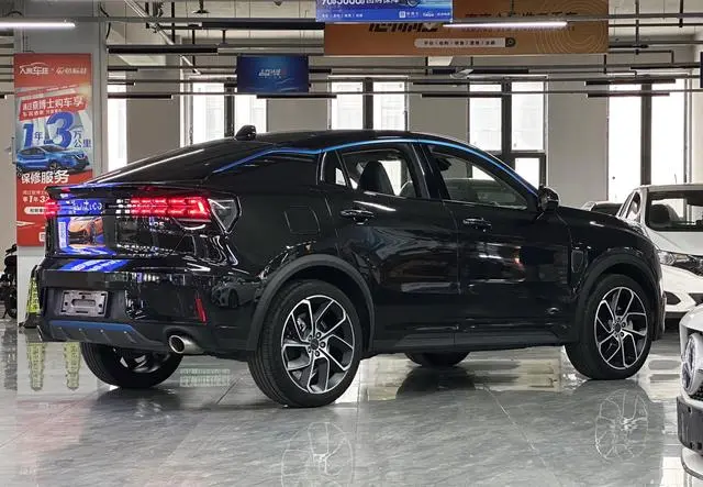 LYNK & CO Lynk 05 2.0TD two-wheel drive Halo