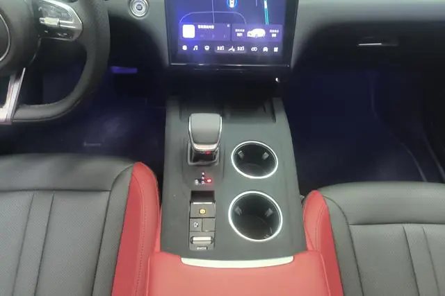 Hongqi Hongqi HS3 1.5T Shanwei Edition