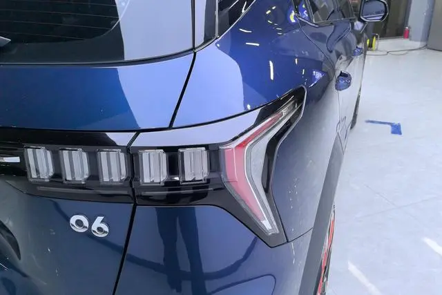 LYNK & CO Lynk 06 1.5T Yao Halo