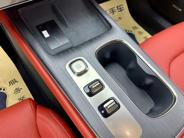 Xiaomi Xiaomi SU7 Rear drive, long battery life, Pro version