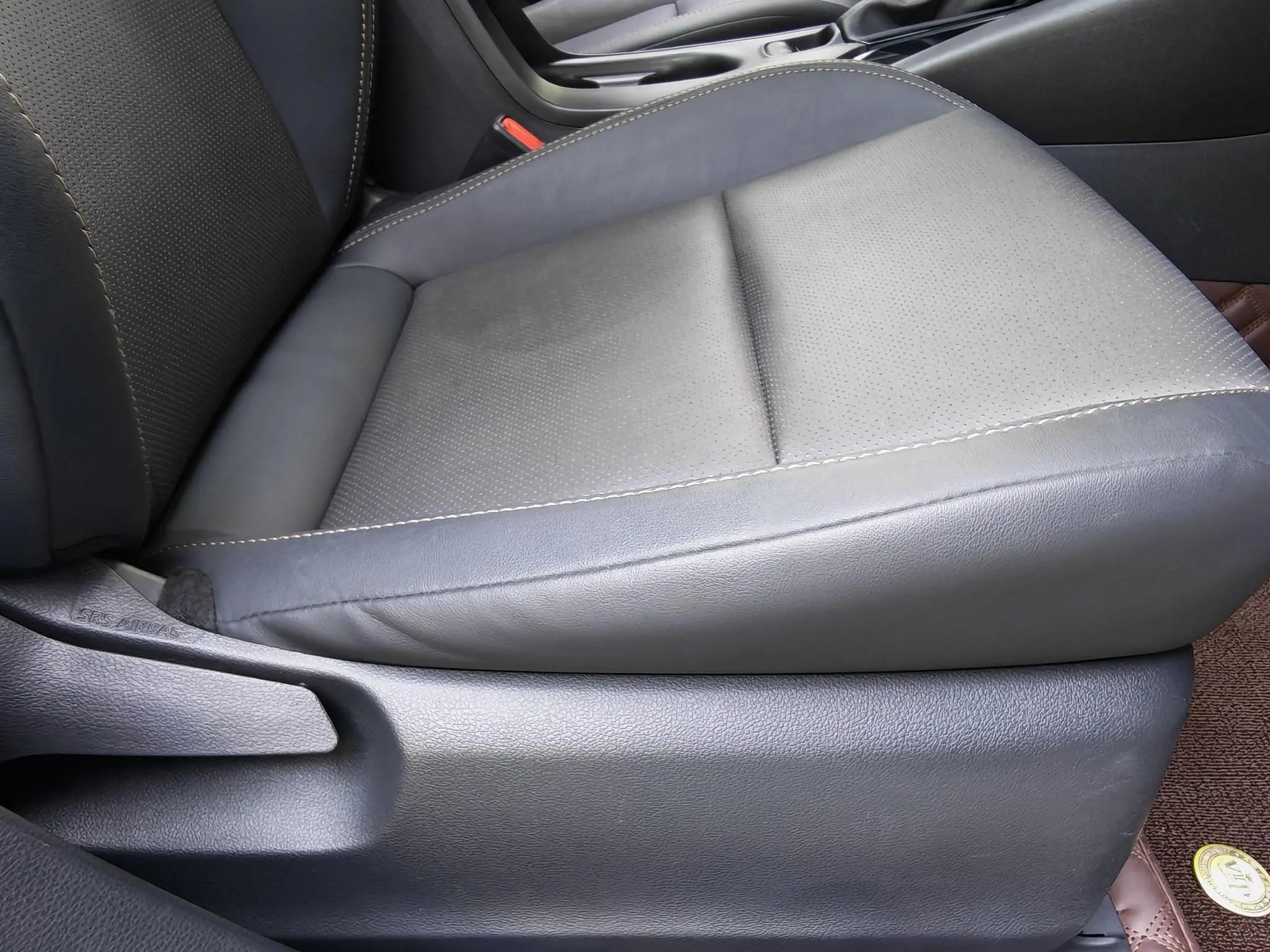 TOYOTA Ling Shang Dual engine 2.0L Deluxe Edition