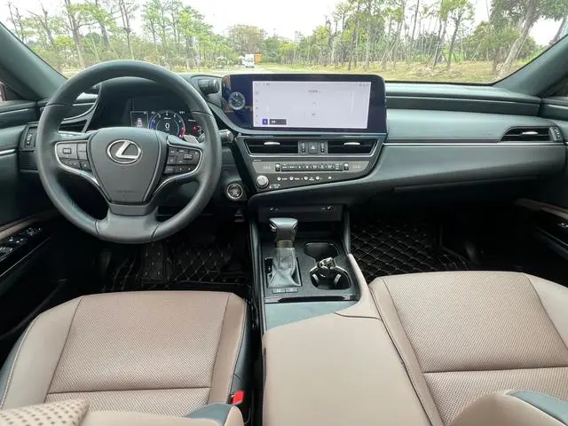 Lexus Lexus ES 200 Excellent Edition