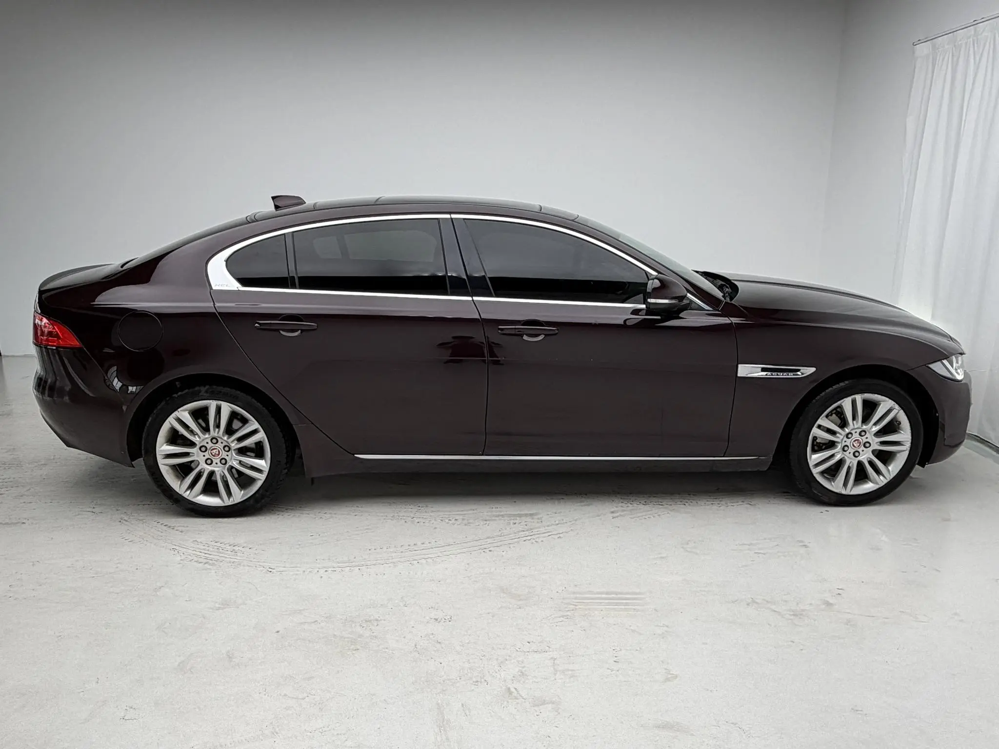 Jaguar Jaguar XEL 2.0T 250PS Premium Edition