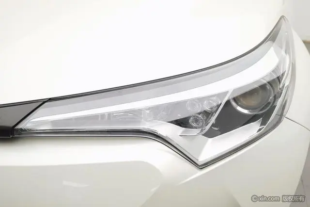TOYOTA Toyota C-HR 2.0L Leading version