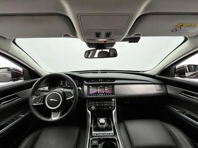 Jaguar Jaguar XFL 2.0T P200 two-wheel drive Elite Edition