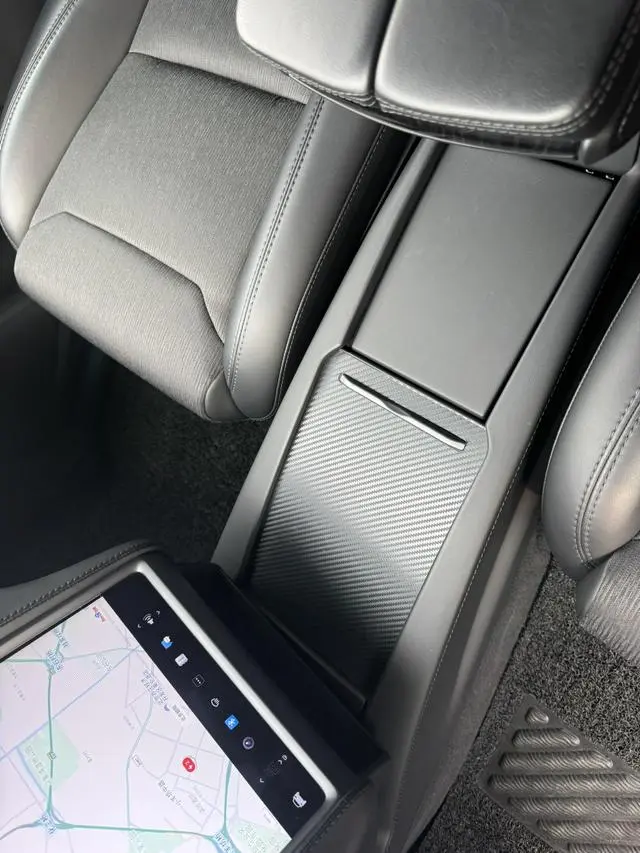 Tesla Model X 75D