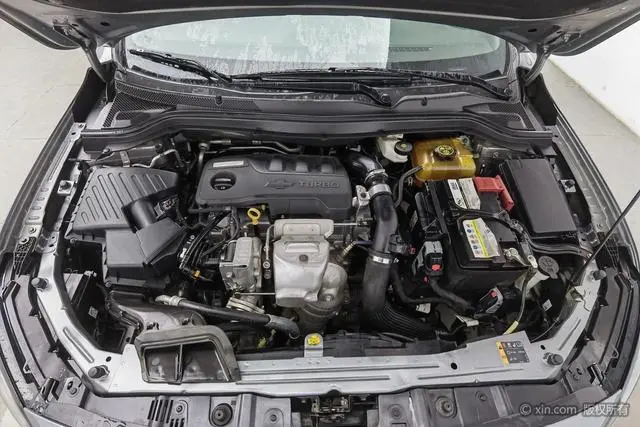 Chevrolet Cruze RS 330T Automatic Fun Version