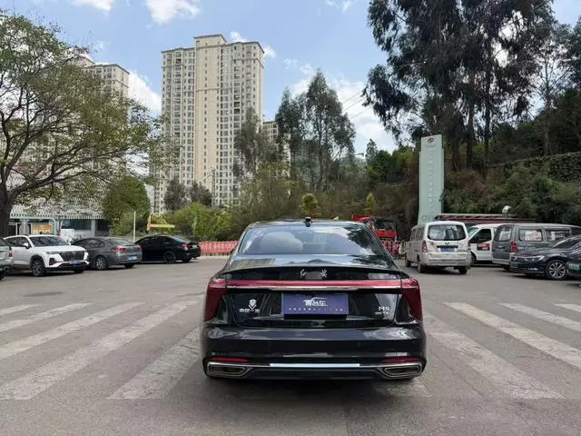 Hongqi Hongqi H5 1.5T DCT Zhilian Flag Rhyme Version
