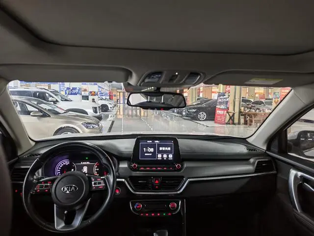 Kia Smart running 2.0L Automatic Smart Enjoy Deluxe Edition