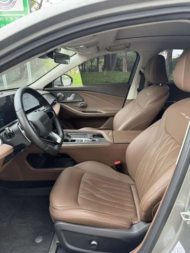 Chery Fulwin Arrizo 8 High-energy version 2.0T DCT royal