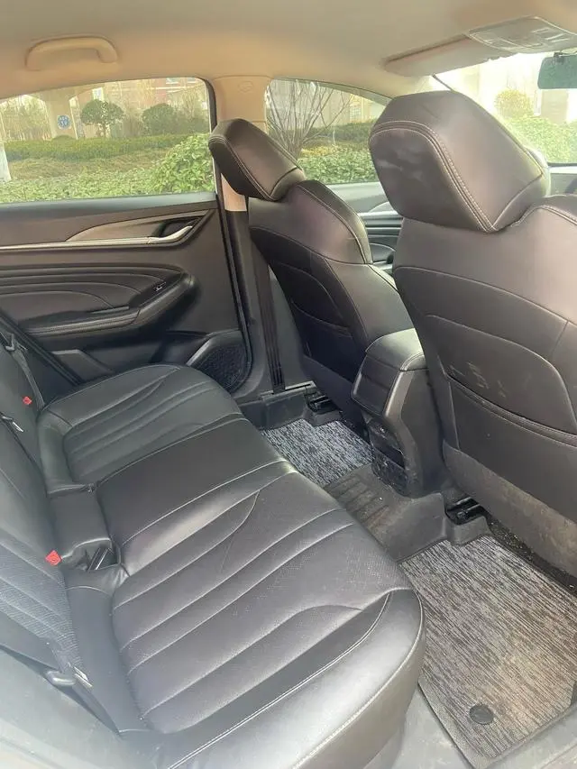 Changan Yidong PLUS 1.6L GDI CVT luxury