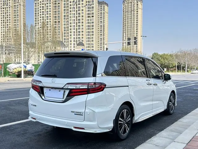 Honda Odyssey 2.0L Sharp*Ultimate Edition