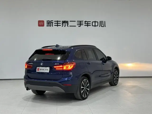 BMW BMW X1 sDrive18Li fashion type