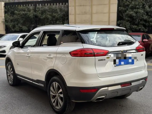 Geely Boyue 1.8TD automatic two-wheel drive intelligent 4G connected version